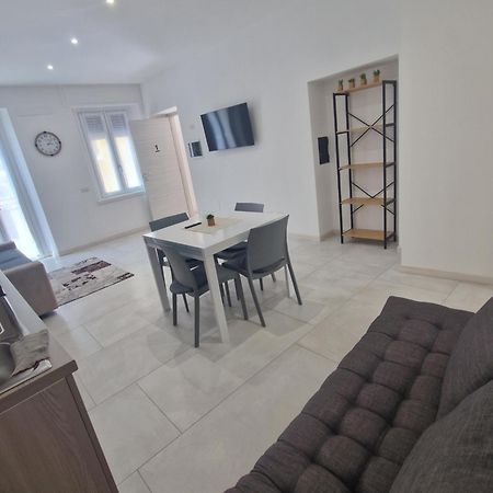 Enissa Apartment Cislago Ngoại thất bức ảnh