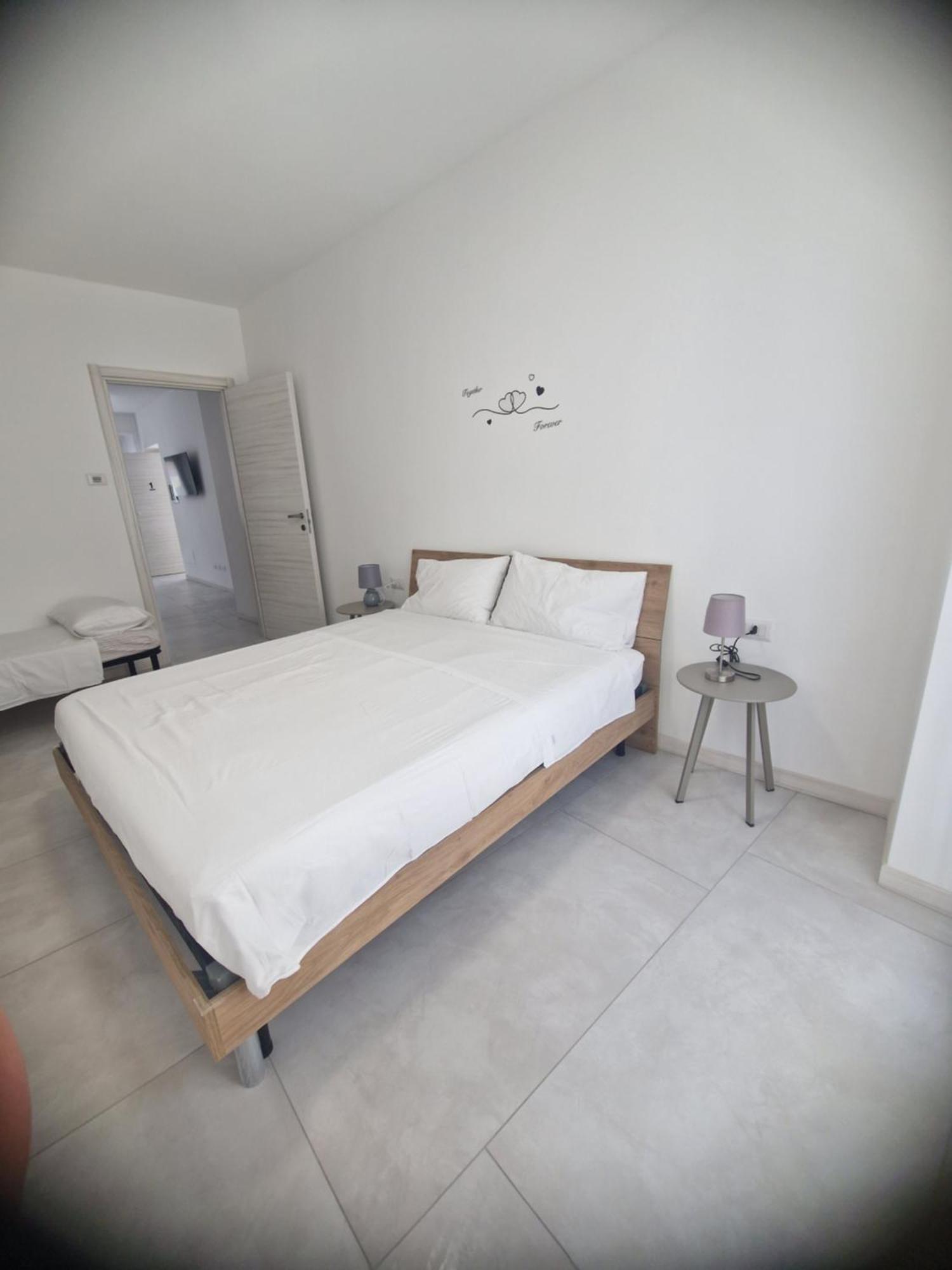 Enissa Apartment Cislago Ngoại thất bức ảnh